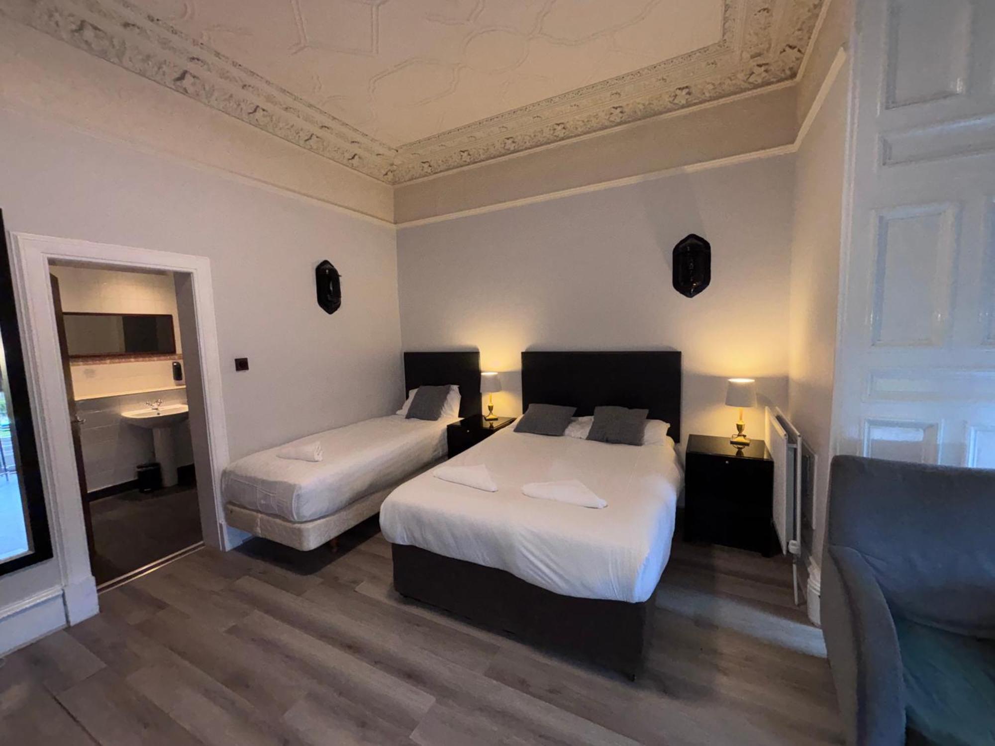 No6 West Coates Otel Edinburgh Dış mekan fotoğraf